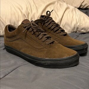 Vans Men's Dark Brown Suede Sneakers
